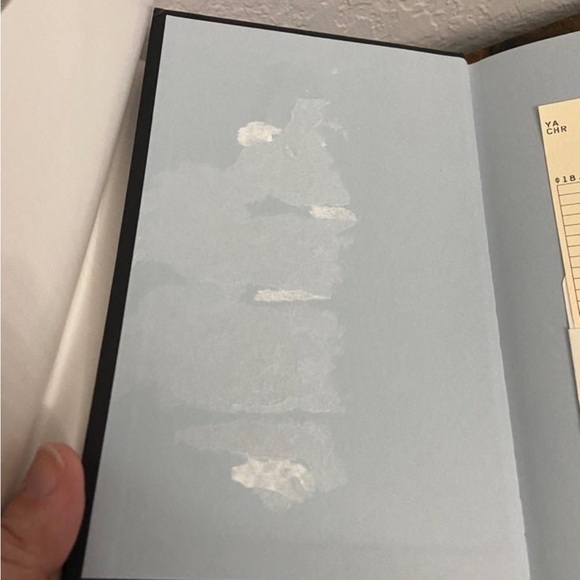 Alexandra Christo into the crooked place - Picture 4 of 7